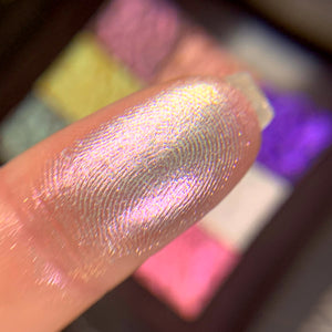 Facet | Series 3 Iridescent Multichrome Eyeshadow