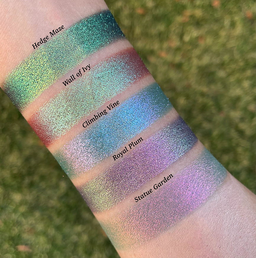 ToppertheWorldClionadhマルチクロームアイシャドウパレット Kaleidoscope | Glitter Multichrome Eyeshadow – Clionadh Cosmetics