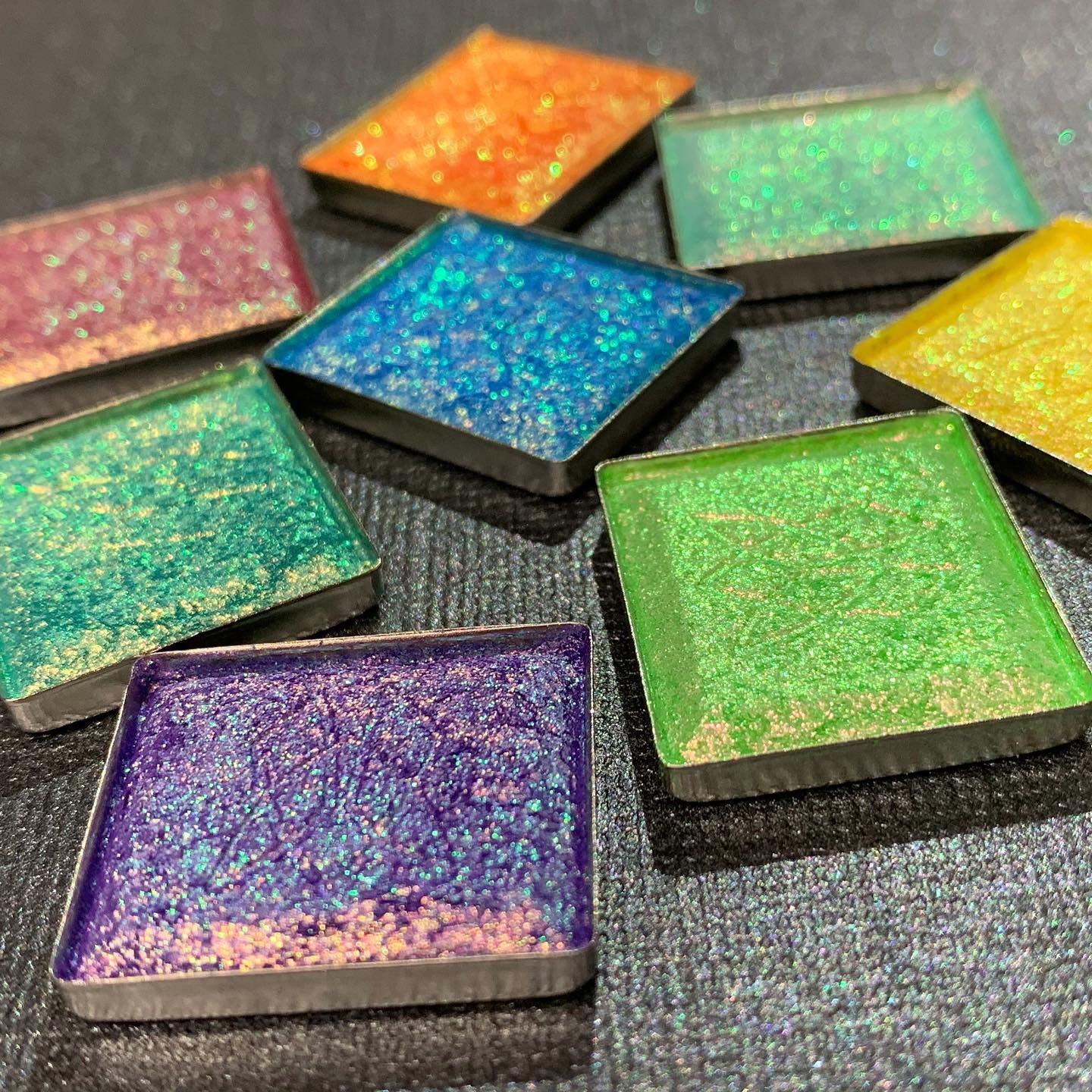 Heirloom | Vibrant Multichrome Eyeshadow – Clionadh Cosmetics