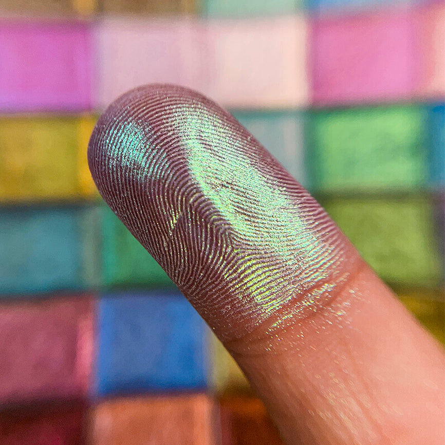Lucidum | Series 2 Iridescent Multichrome Eyeshadow – Clionadh